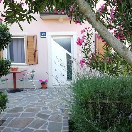 Apartmani Vesna بوجي المظهر الخارجي الصورة