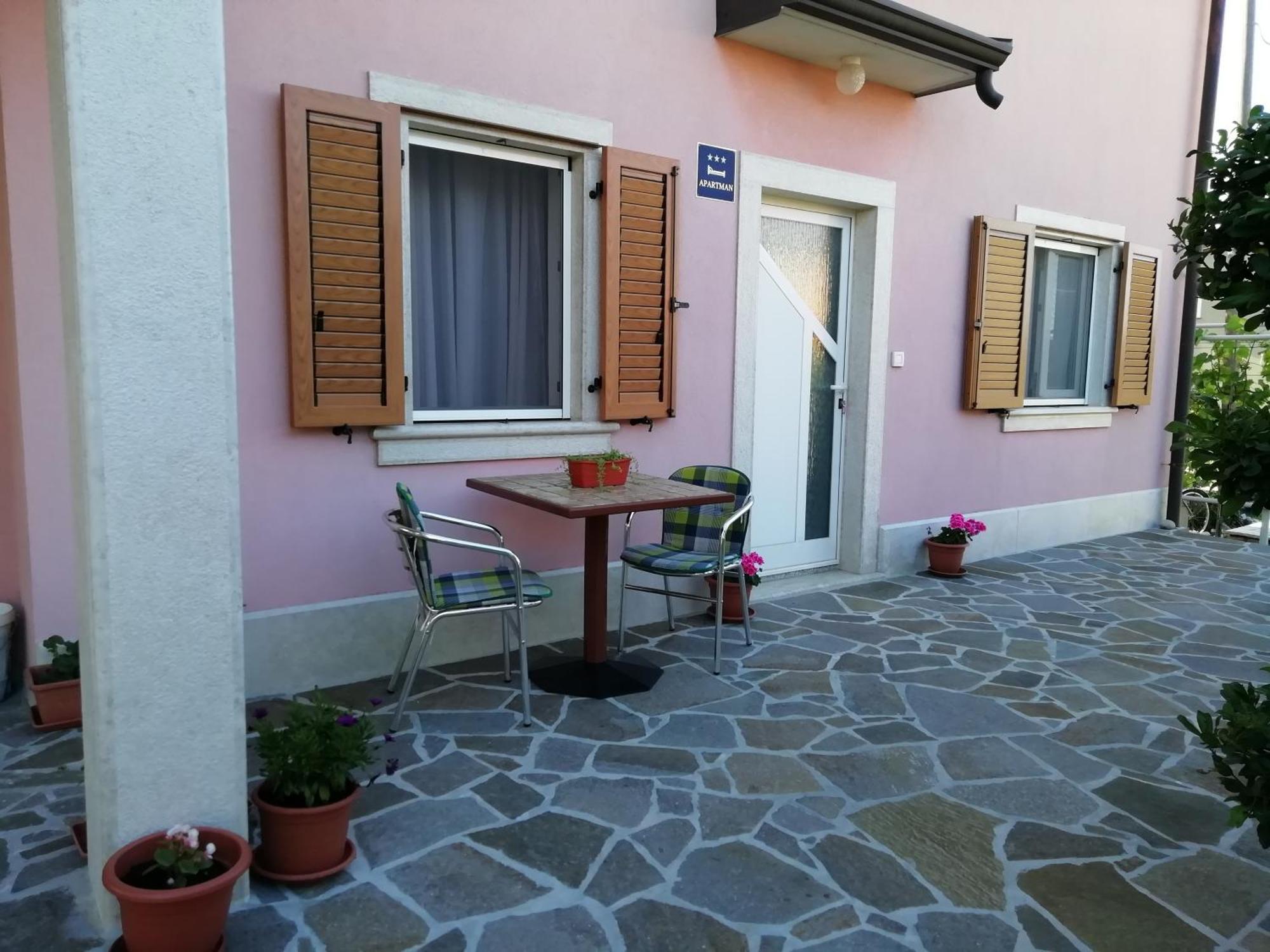Apartmani Vesna بوجي المظهر الخارجي الصورة