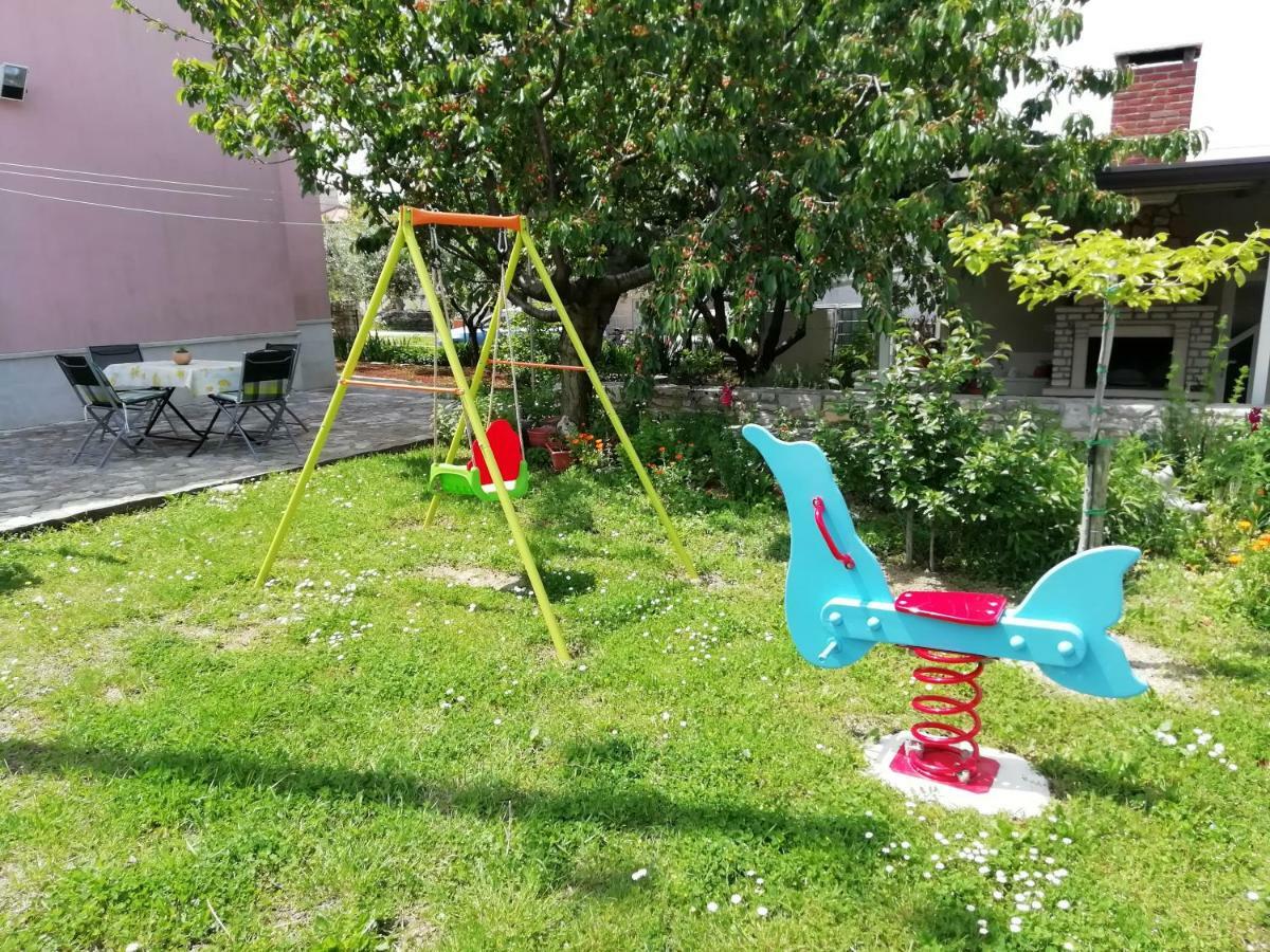 Apartmani Vesna بوجي المظهر الخارجي الصورة